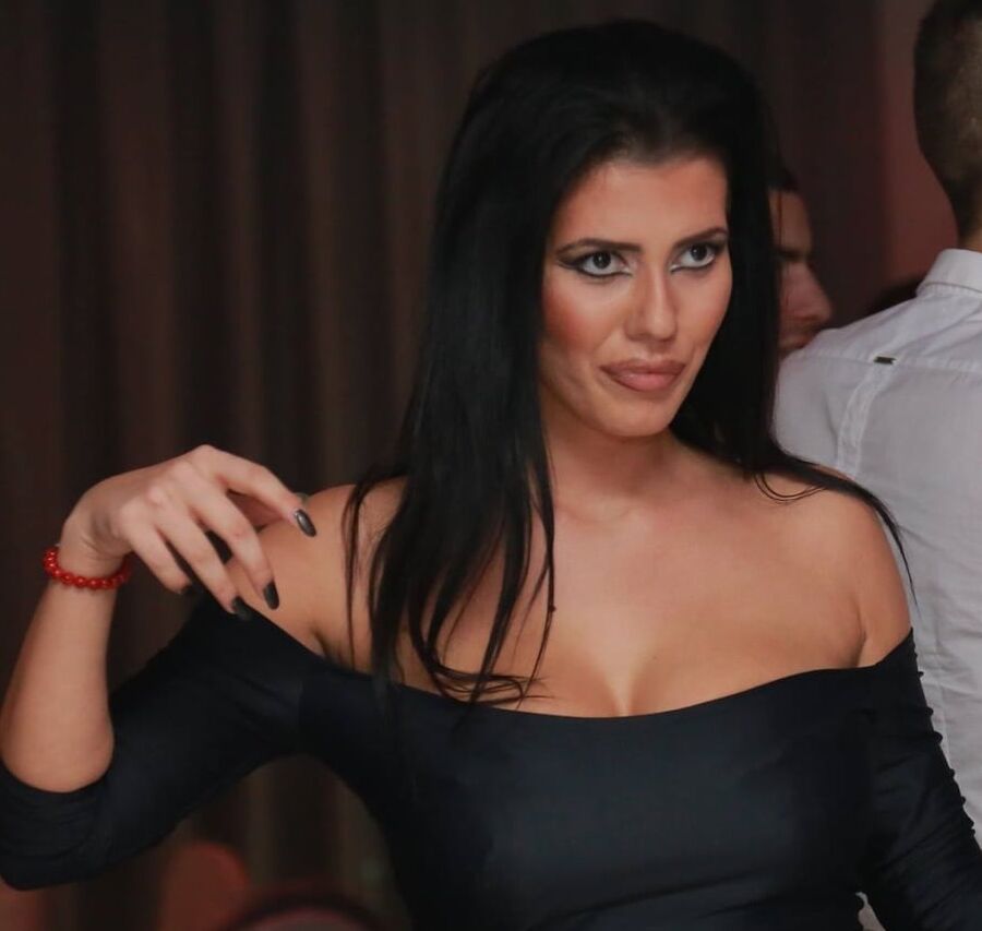 Ana Videkanjic Nish great ass sexy Serbian Kim Kardashian
