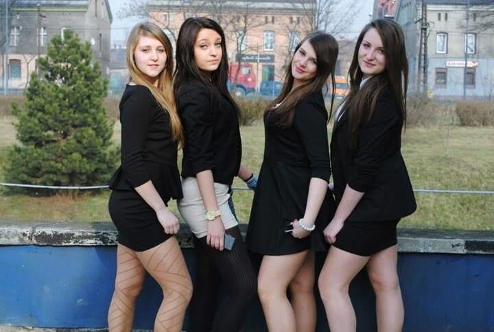 sexy females in tights pantyhose nylons