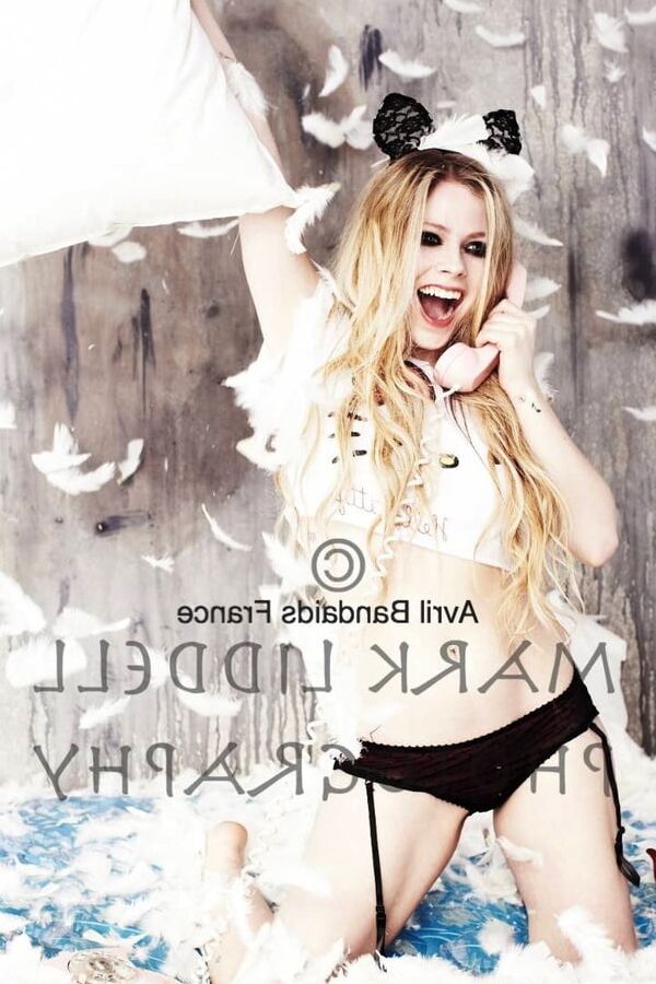 Avril Lavigne mega collection