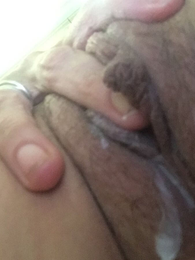 Her wet pussy