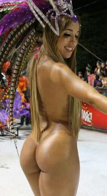 Full nude girls from Rio carnival