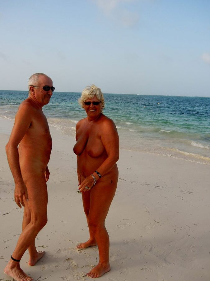 Fkk beach (Couple)