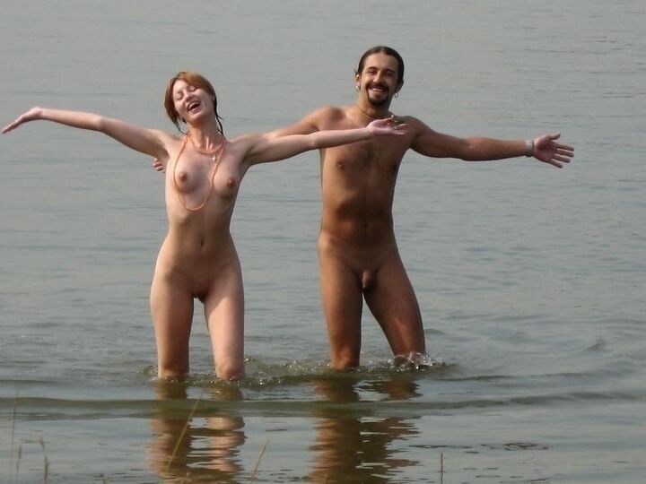 NUDE COUPLES