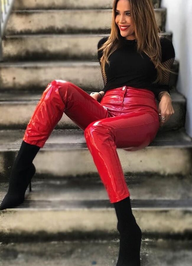 Female Celebrity Boots &amp; Leather - Karla Martinez