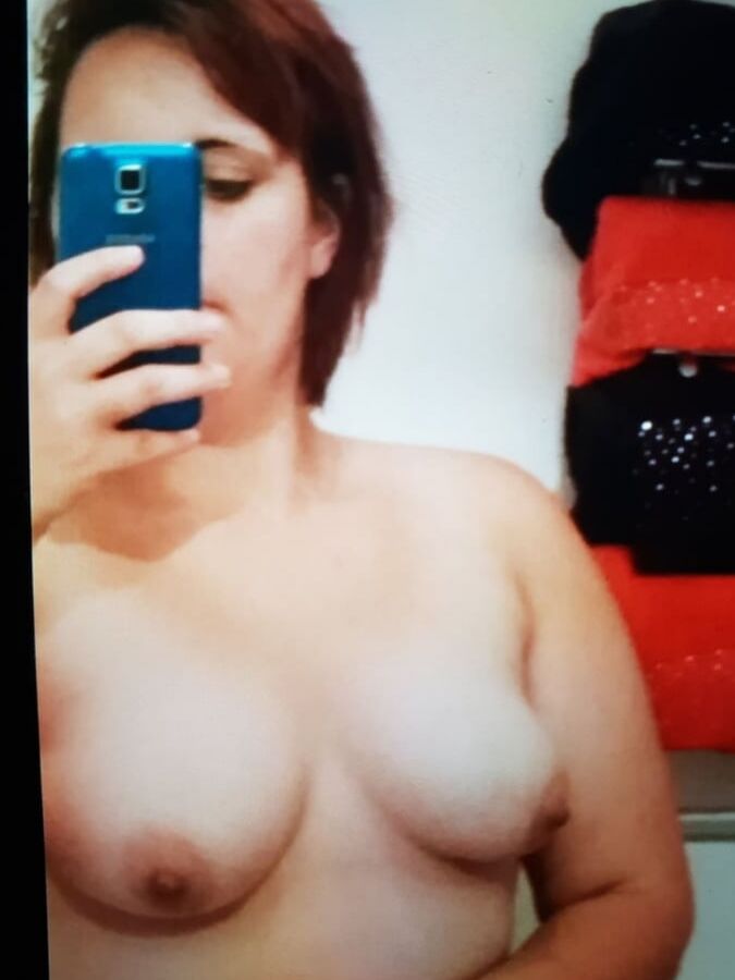 Saggy tits and big pussy