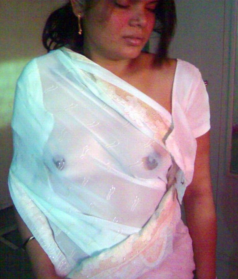 Sexy Desi Maids in India