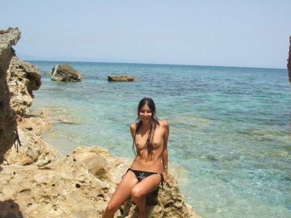 Friend&;s Exgirl Nudist naked on Holiday