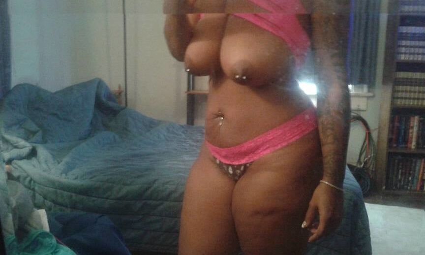 Big Ass &amp; Pierced Tits Tatted Ebony Bbw