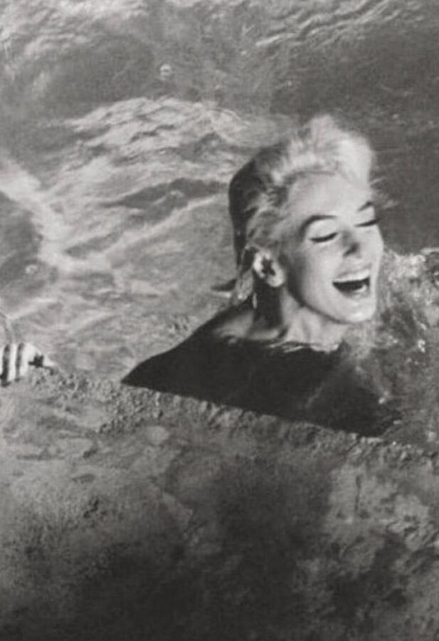 Blonde Goddess : Marilyn Monroe