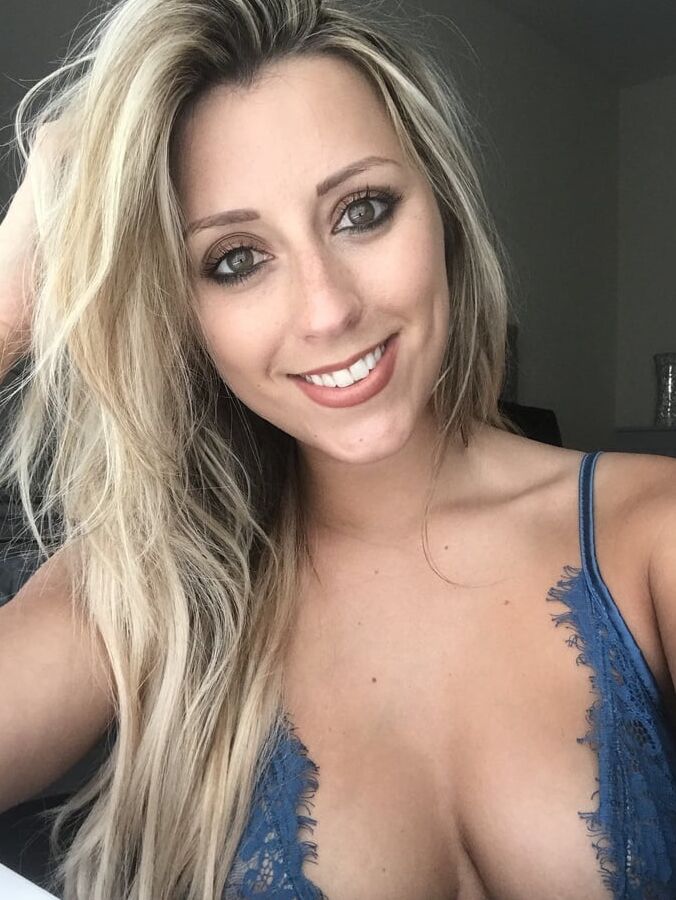 Sexy Blonde