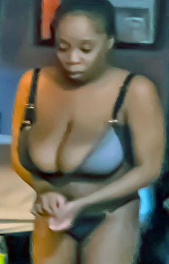 She fills up the bra