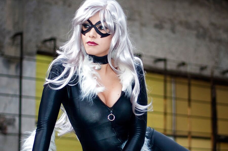 Anya iChios - Black Cat cosplay