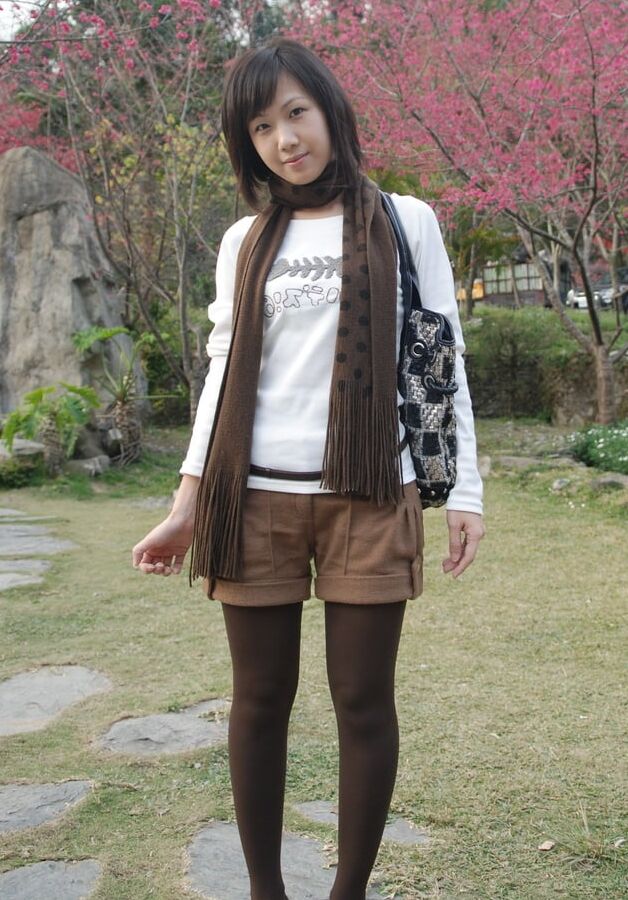 Cute Asian MILF in Brown Tights