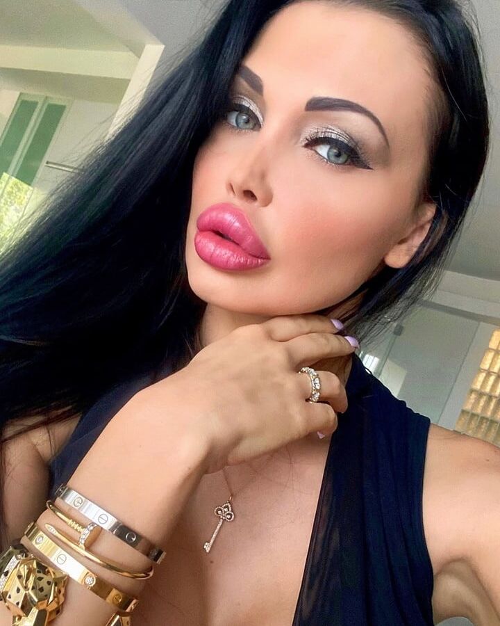 Aletta Ocean. Fake Lips, Tits And Ass But So Fucking Hot!!