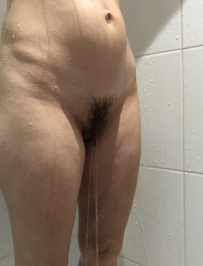 Wife shaving hairy pussy on my demand !