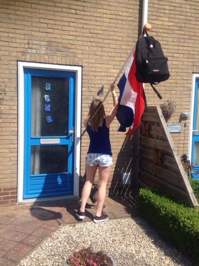yrs Netherlands slut Angelique Ess bugging for tribute