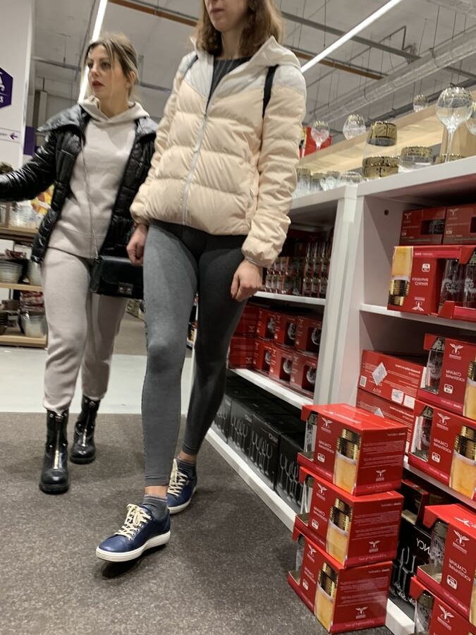 Two girls in leggings cameltoe
