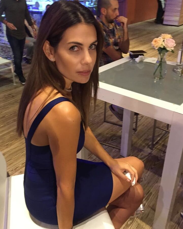 beautiful amazing milf for comments and cumtribute