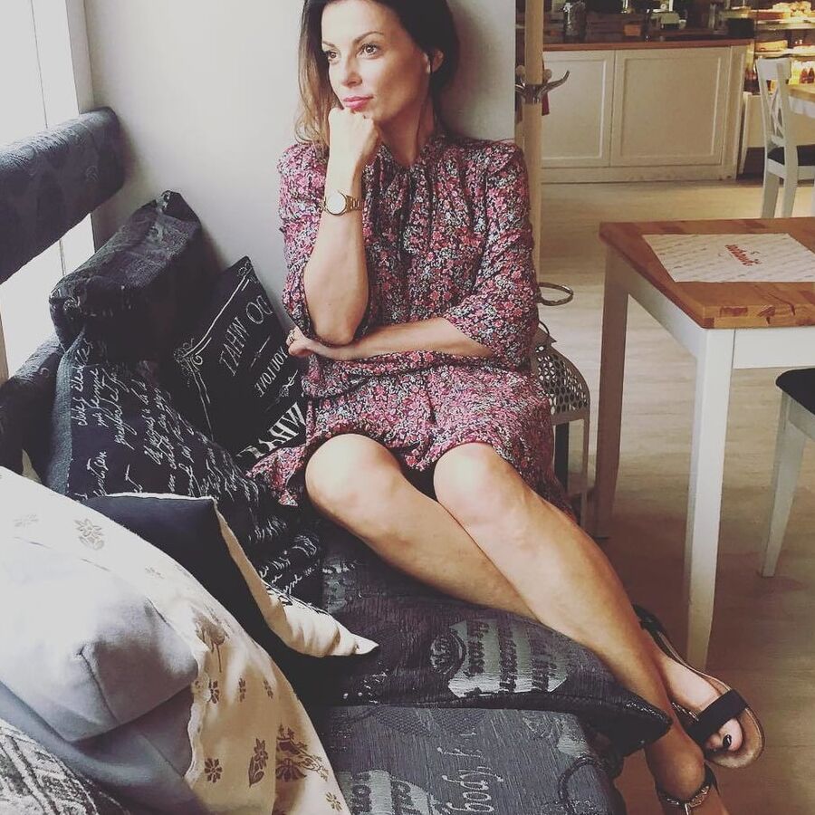 Katarzyna Glinka Legs and Feet Polish MILF Actress