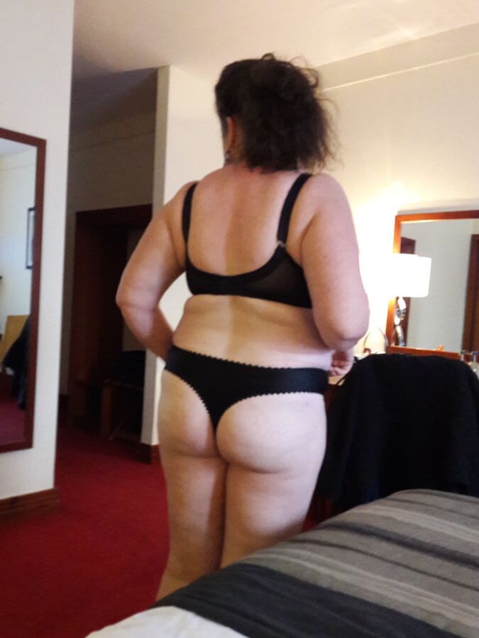 Irish wife in lingerie