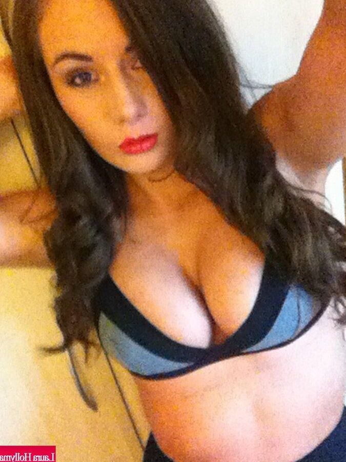 Sandra Dirose sexy Webcam model
