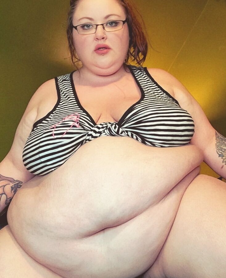 BBW Soft Fat Belly Girls