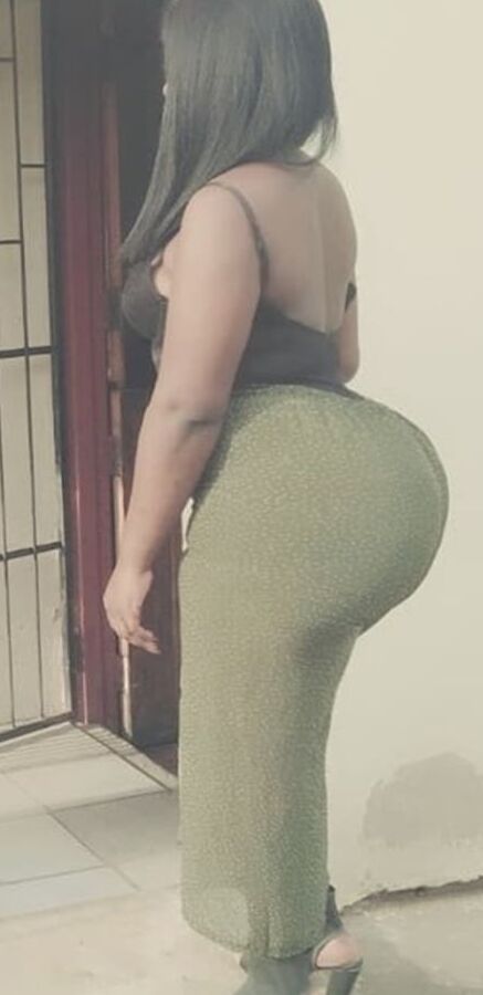 Huge booty slim thick pear Thandazzy