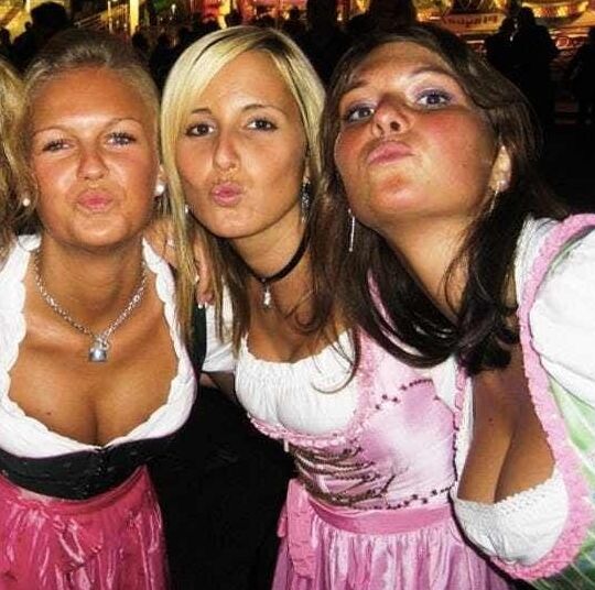 Hot girls from the Oktoberfest