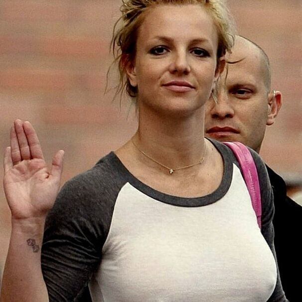 Britney Spears Great Pokies Tits