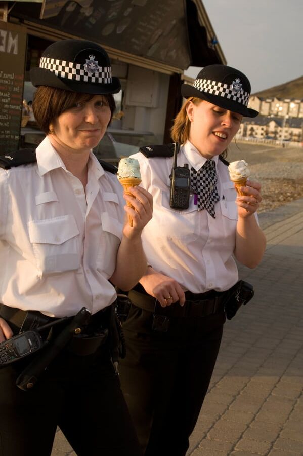 BRITISH POLICEWOMEN...WPC