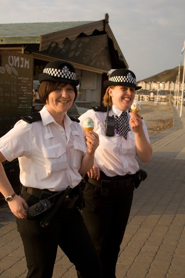 BRITISH POLICEWOMEN...WPC