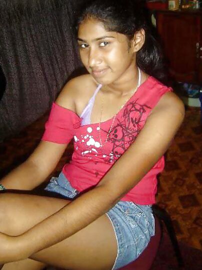 My Umara Sinhawansa from Sri Lanka, E bra and so horny