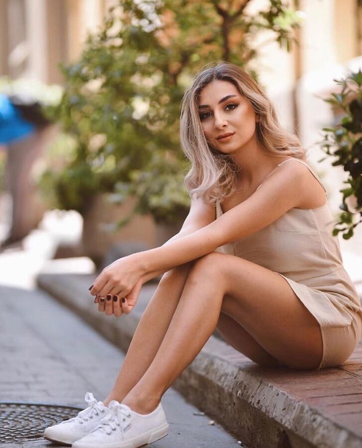 Sexy Turkish Aylin