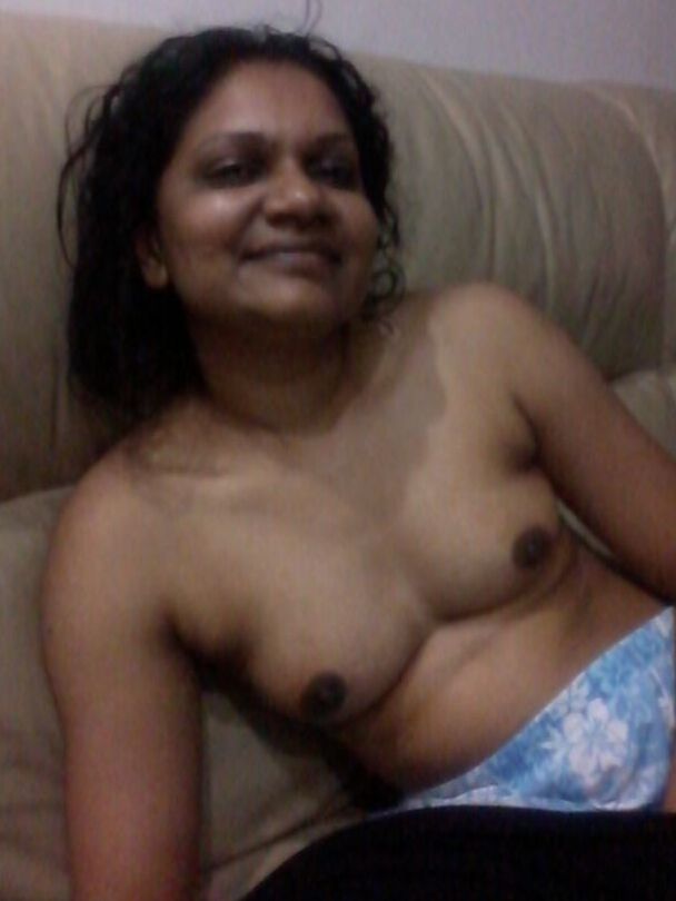 indian wife nude exposed