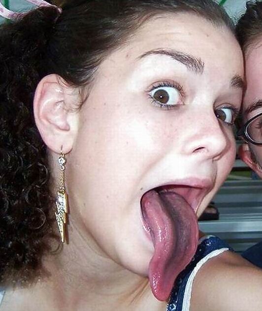 tongue me