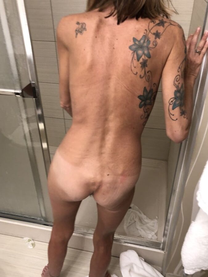 skinny ass