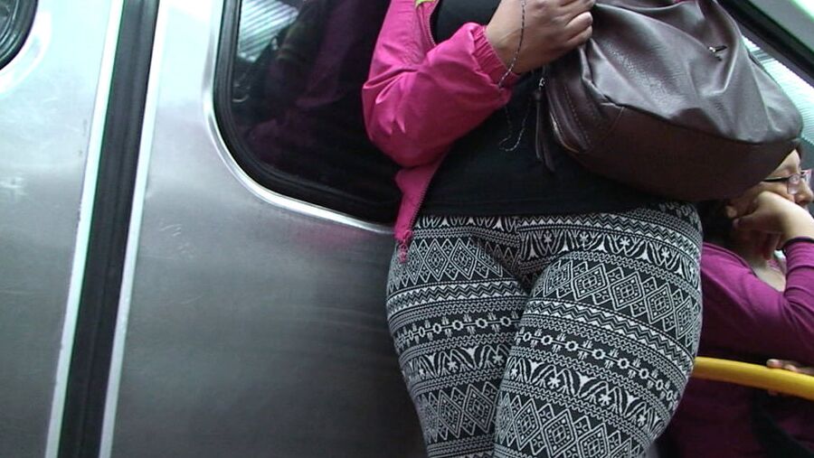 candid dominican ass at subway GLUTEUS DIVINUS