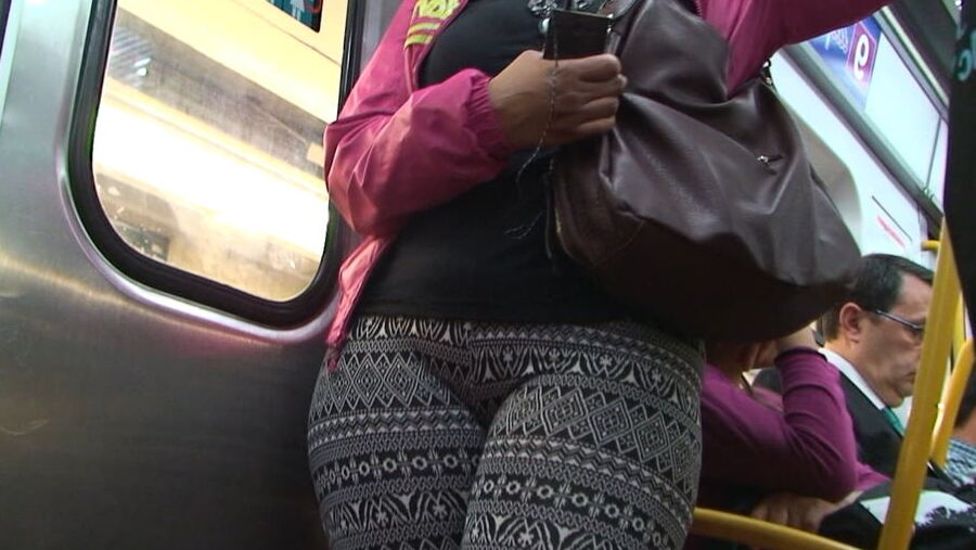 candid dominican ass at subway GLUTEUS DIVINUS