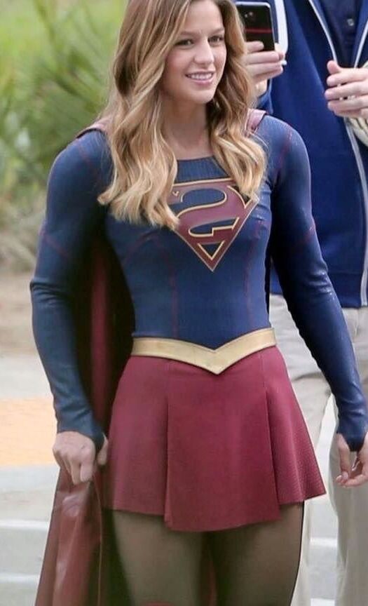 Melissa Benoist A.K.A Supergirl Kara Zor-El