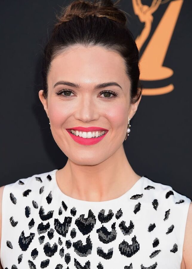 Mandy Moore -th College Television Awards ( May )