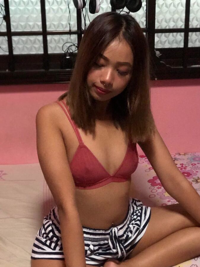 Hot Malaysian Girl Atikah