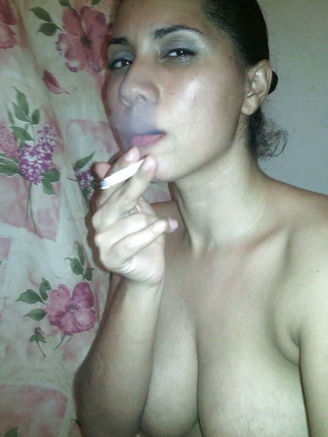 hot and dirty smoking ebony irmas