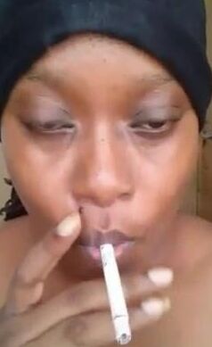 Kenian beauty Aisha hot smoking