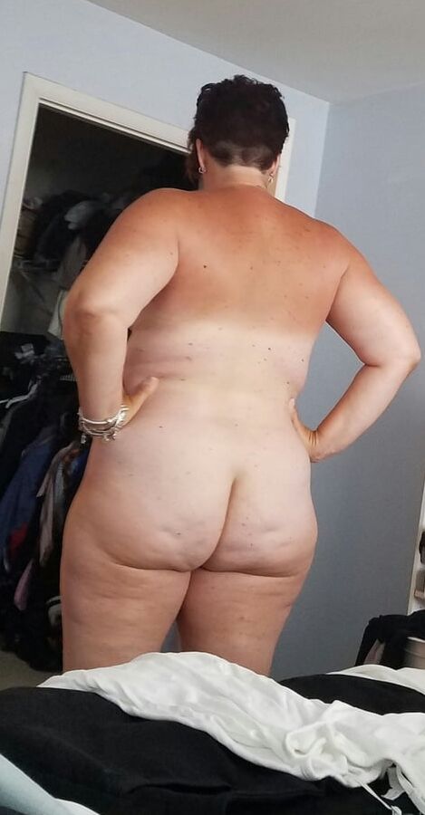 Big Bare White Booty