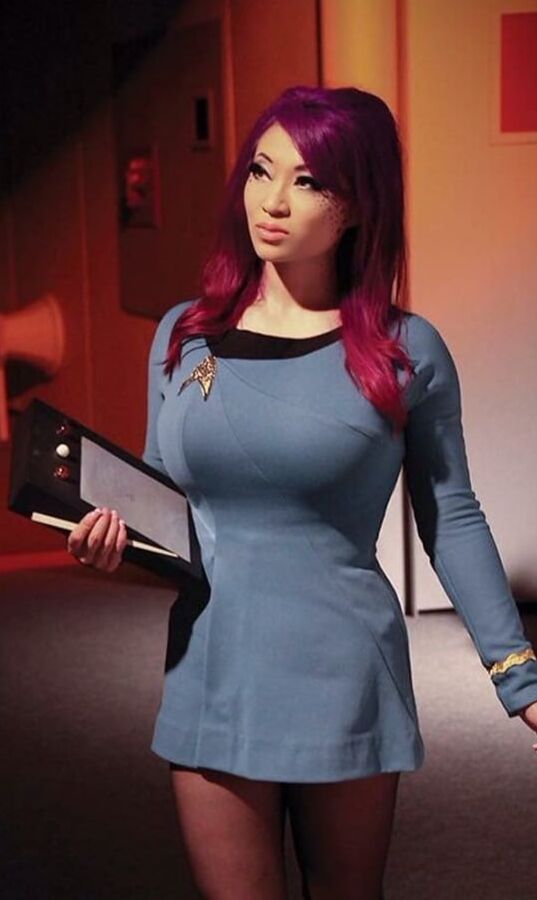 Star Trek sexiness