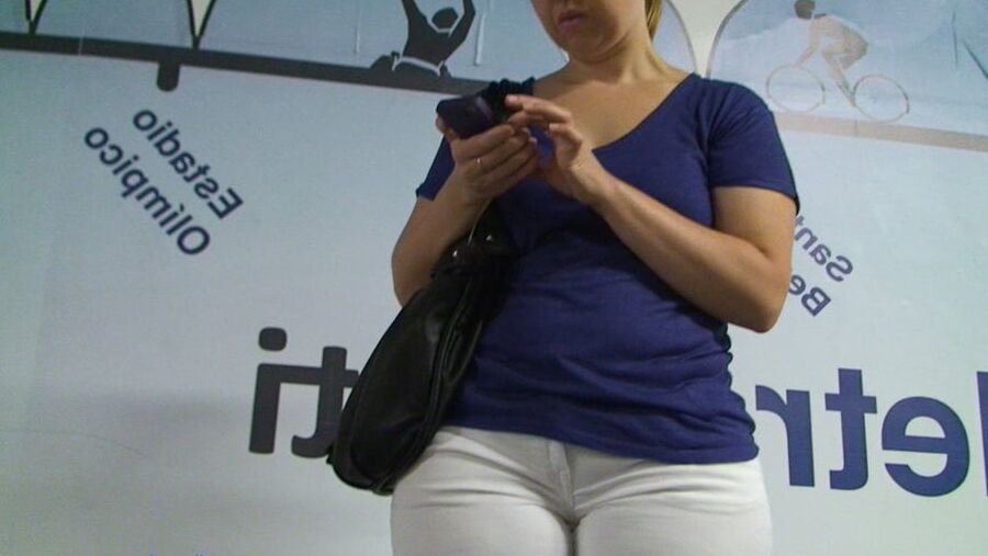 delicious spanish PAWG in tight jeans