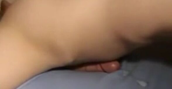 We love rubbing and humping to cum