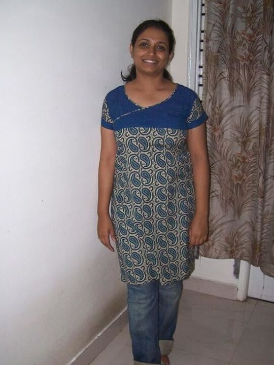 Sandhya Hot South Indian Wife