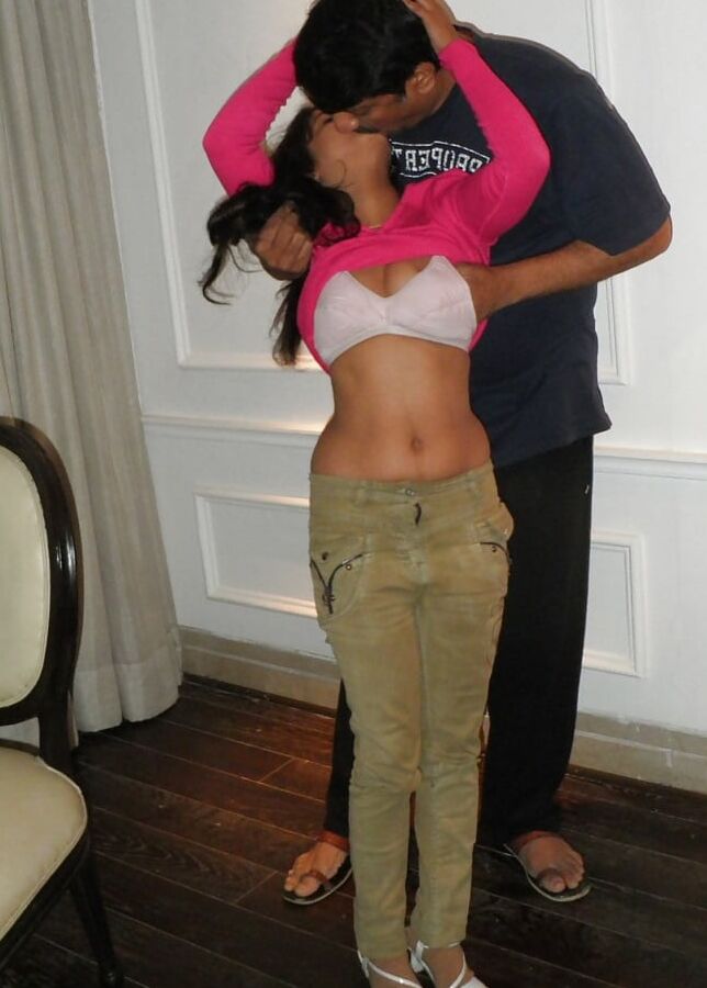 Old &amp; Young desi couple fun from hotel room()