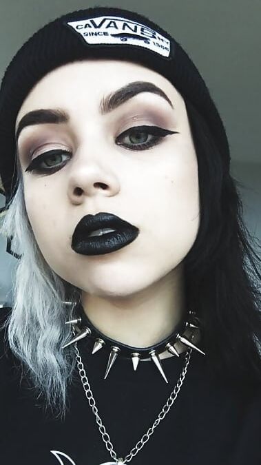 Perfect Goth Girl